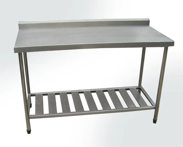 Mesa Com Prateleira Gradeada