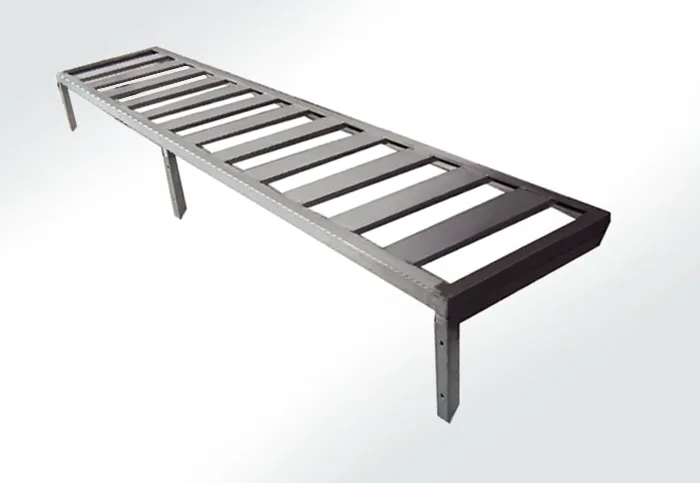Prateleira suspensa gradeada em inox
